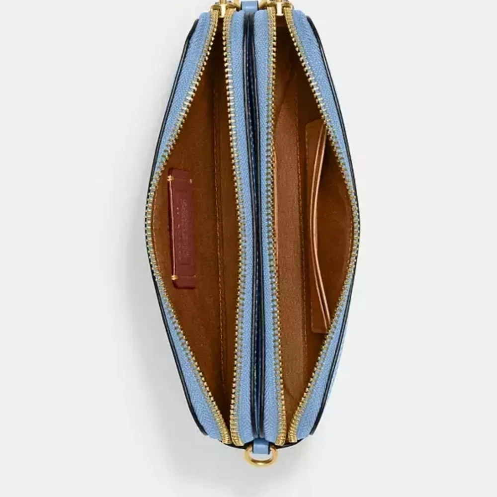 💙▪️Rare▪️🆕️ Coach Canvas Kira Crossbody Bag/ Wristlet NWT SOLD OUT!!! - Picture 4 of 10
